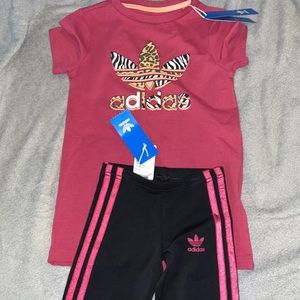 Brand new!!! Girls 2 pc adidas outfit. Size 4/5